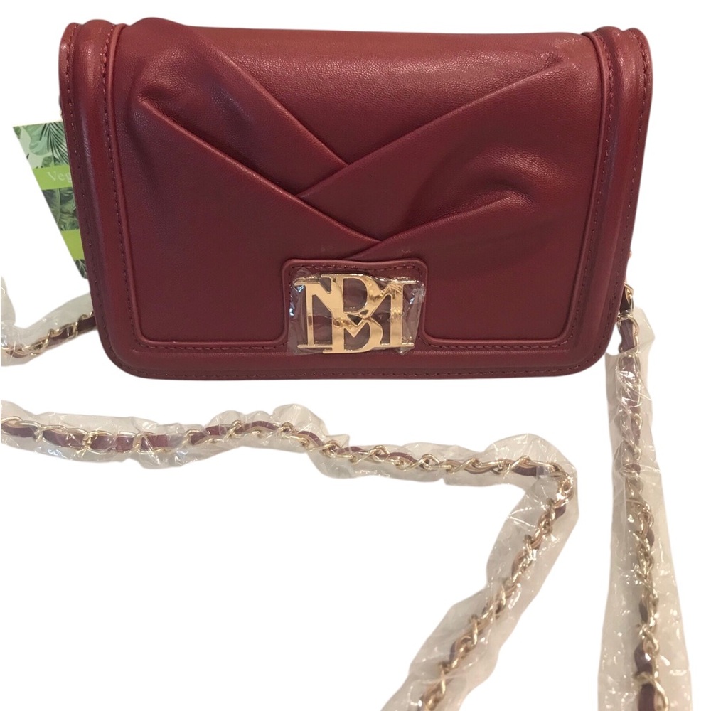 Badgley Mischka Burgundy crossbody bag.